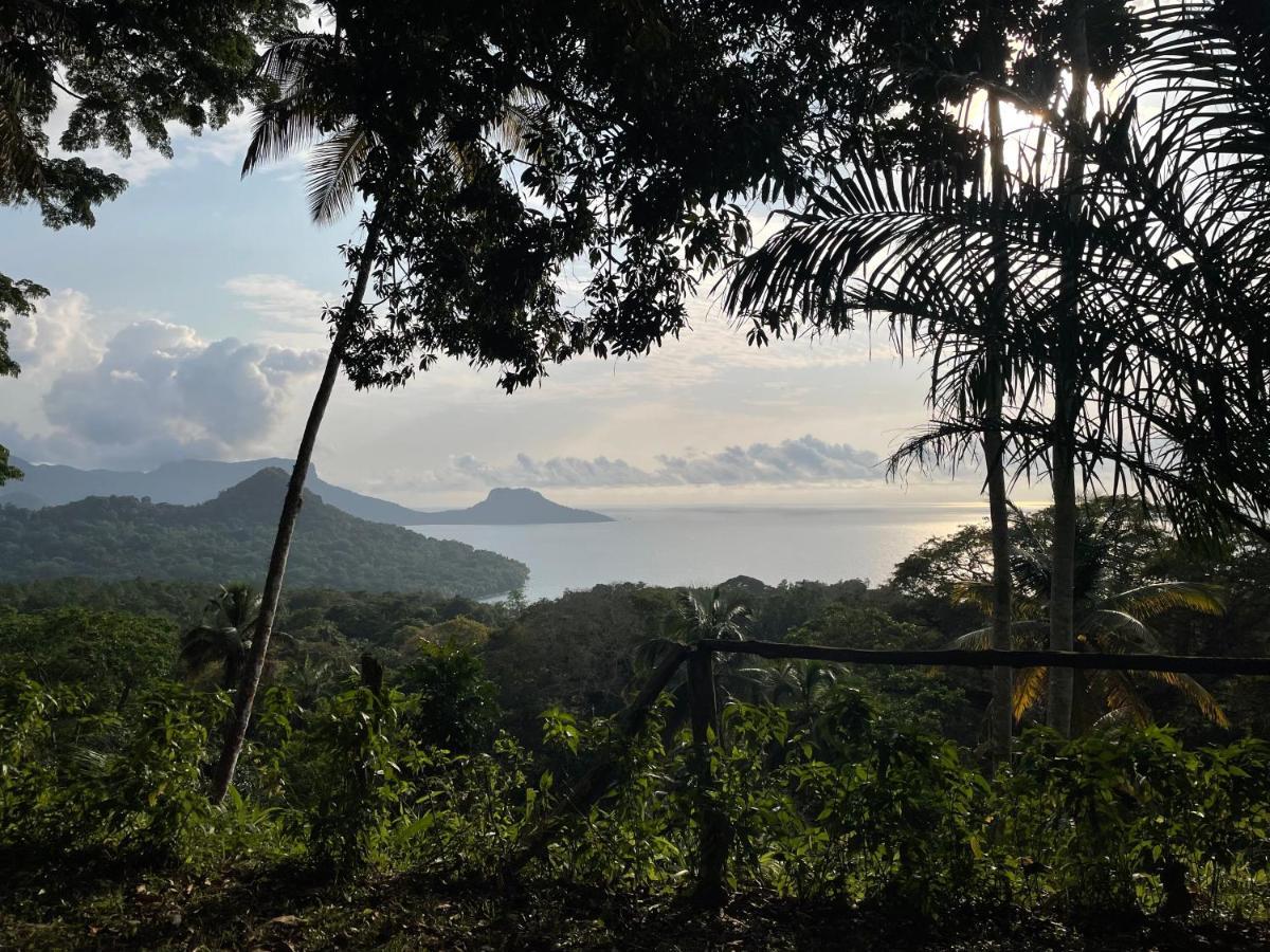 World'S View Wild Camping Salaszoi, Principe Island Santo António 외부 사진